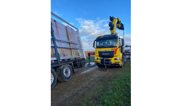LKW-Abschleppdienst in Beekbergen, 7323 nahe der Autobahn A1. Schnelle Hilfe bei Pannen auf einer wichtigen Strecke.