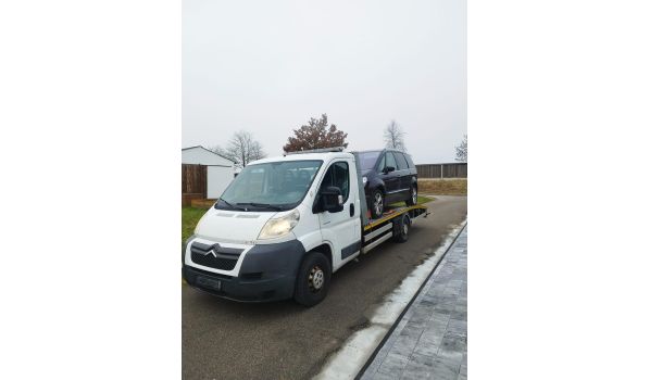 In Leidschendam, 2261 – Pannenhilfe für Pkw. Effizienter Abschleppdienst für Autofahrer in der Nähe der Straßen N44, N211, N470.