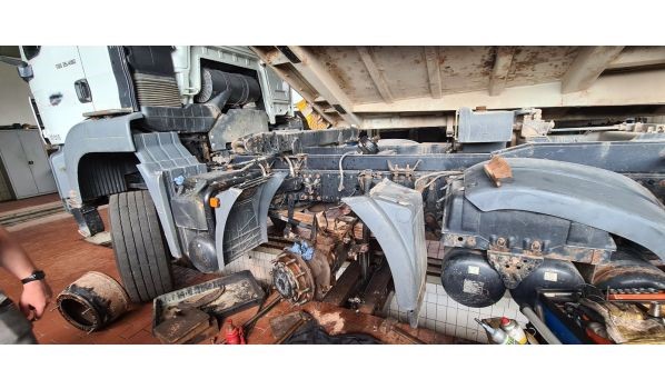 58239 Schwerte, Lkw Radwechsel mit Reparatur von Pannenschäden