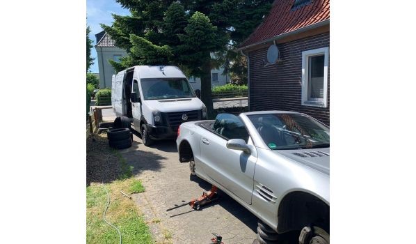 76571 Gaggenau, mobiler Reifendienst für ein Mercedes Cabrio