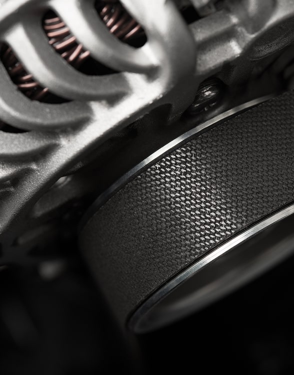 Reparatur und Austausch des LKW-Generators in Deutschland