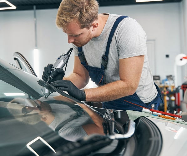 Austausch der Windschutzscheibe von Pkw in Deutschland