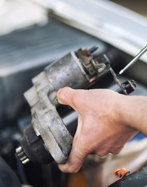 Reparatur und Austausch des Lkw-Starters in Deutschland