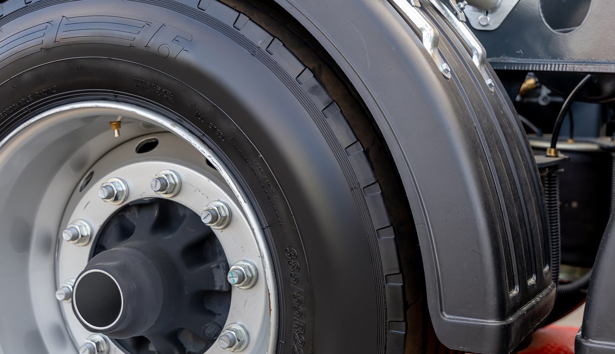 Reparatur und Austausch der Anhängernabe (Sattelauflieger) in Deutschland