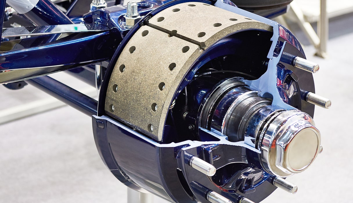 Reparatur von Bremsbelägen und Bremsscheiben von Lkw in Deutschland
